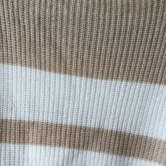 UK2LA Tan and White Striped Cowl Neck Sweater - Picture 4 of 4